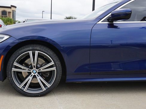 Used 2020 BMW 330i Sedan w/ Driving Assistance Package image 10
