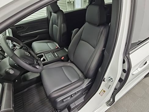 New 2026 Honda Odyssey Sport-L image 28