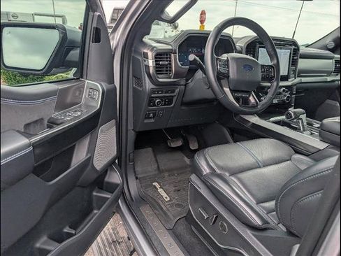 Used 2024 Ford F150 Platinum image 6