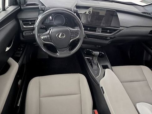 Used 2024 Lexus UX 250h AWD image 14