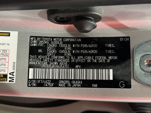 Certified 2024 Toyota 4Runner TRD Sport w/ Technology Package AWD/4WD image 30