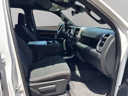 Used 2025 RAM 1500 Big Horn RWD image 17