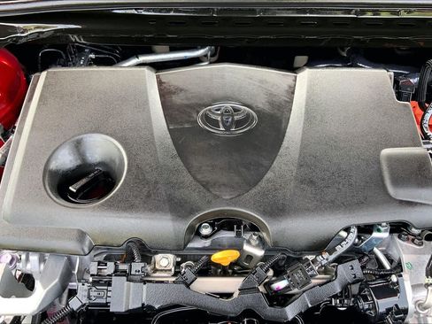 Used 2026 Toyota Camry XSE FWD image 32