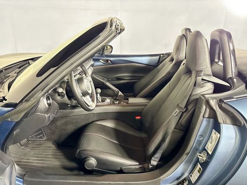 Used 2016 MAZDA MX-5 Miata Grand Touring RWD image 11