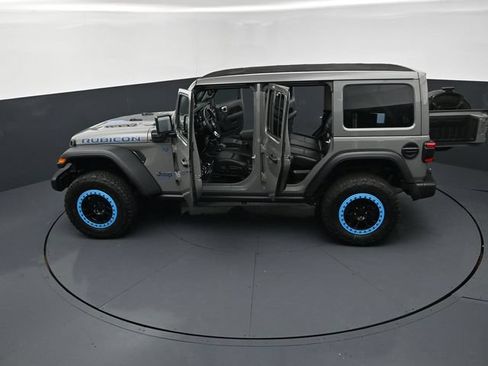 Used 2023 Jeep Wrangler Unlimited Rubicon 4xe w/ Cold Weather Group AWD/4WD image 27