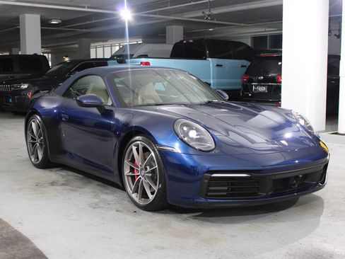 Used 2020 Porsche 911 Carrera S RWD image 8