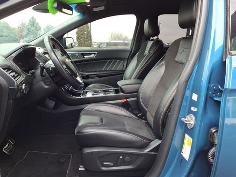 Used 2020 Ford Edge ST image 11