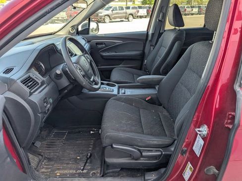 Used 2021 Honda Ridgeline Sport image 2