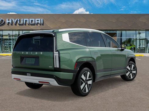 New 2026 Hyundai Ioniq 9 SEL image 4