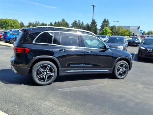 New 2026 Mercedes-Benz GLB 250 4MATIC image 9