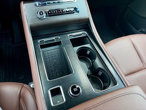 New 2026 Lincoln Aviator Reserve AWD/4WD image 37
