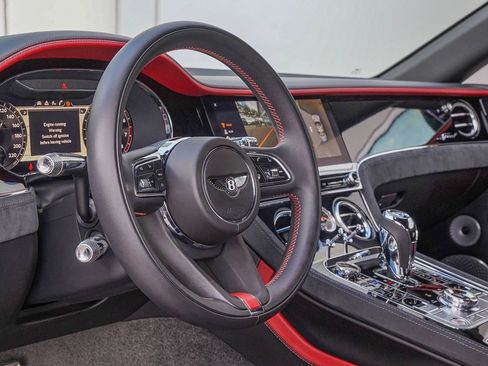 Used 2022 Bentley Continental GT Speed image 18