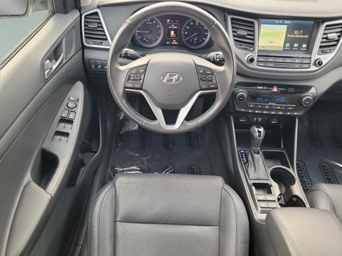 Used 2017 Hyundai Tucson Limited w/ Limited Ultimate Package 03 image 16