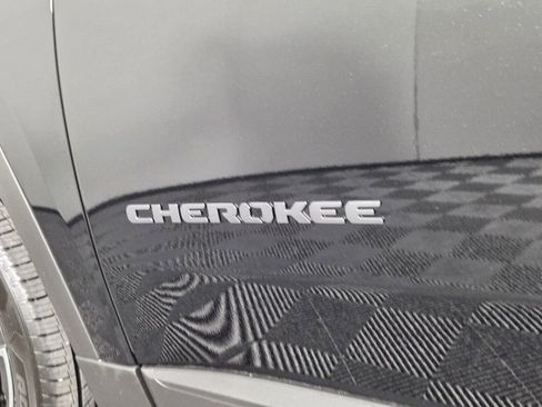 New 2026 Jeep Cherokee Laredo AWD/4WD image 11