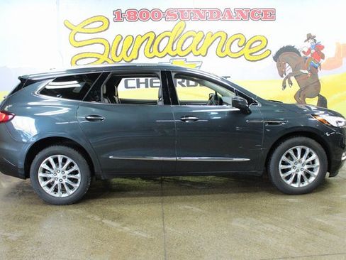 Used 2019 Buick Enclave Premium image 1