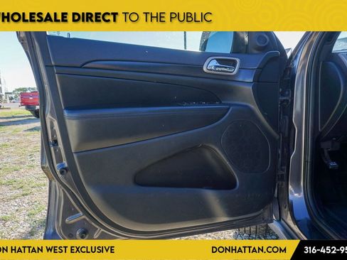 Used 2014 Jeep Grand Cherokee Laredo w/ 18" Wheel & 8.4" Radio Group image 15