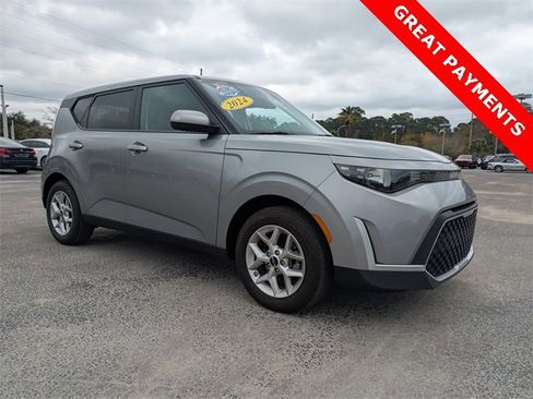 Used 2024 Kia Soul LX w/ Option Group 015 image 2