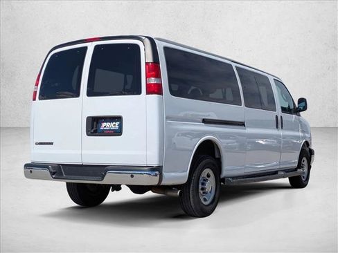 Used 2023 Chevrolet Express 3500 LT w/ LT Preferred Equipment Group RWD image 5
