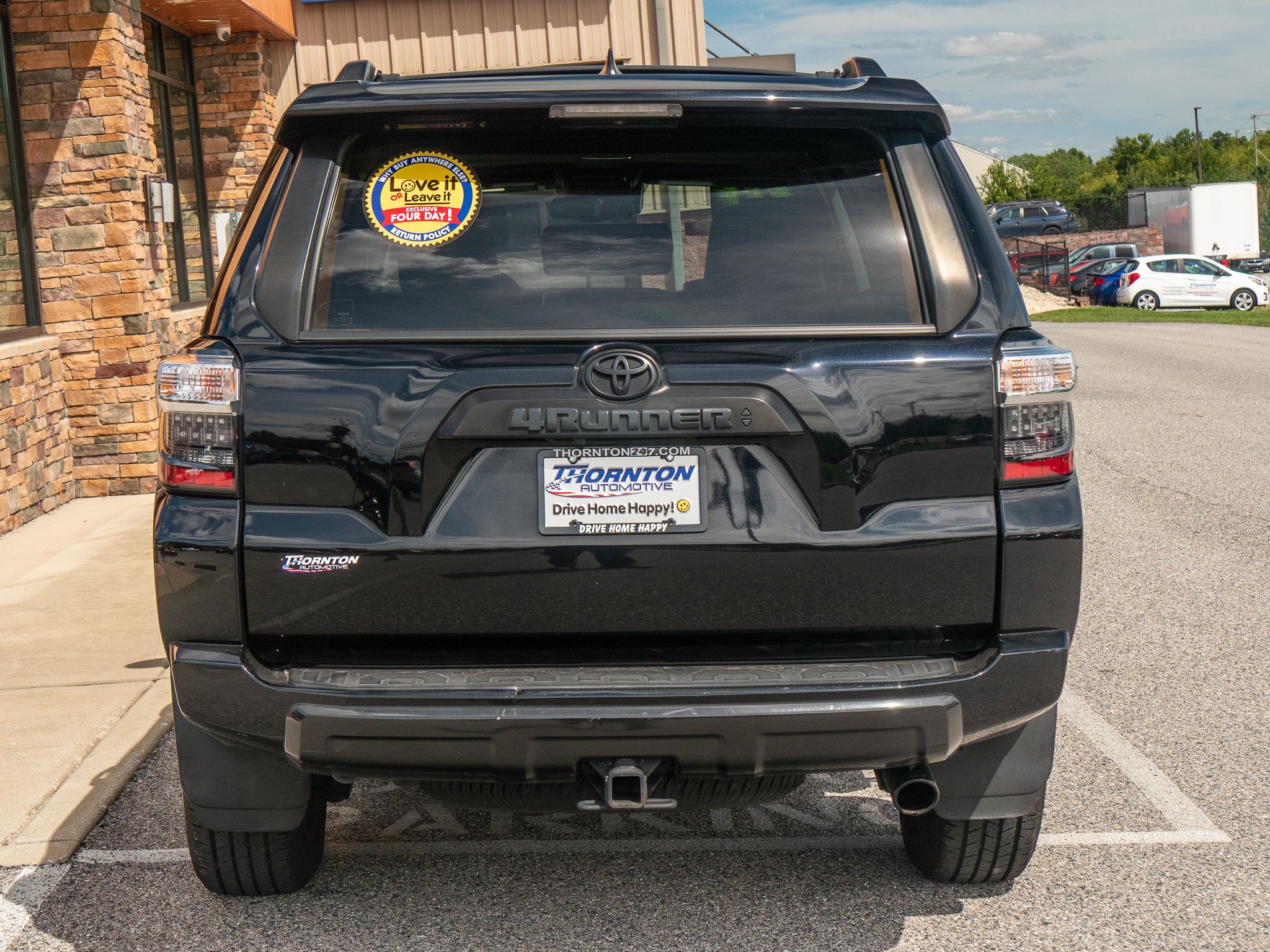Used 2023 Toyota 4Runner TRD Off-Road Premium w/ Moonroof Package AWD/4WD image 4