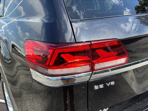 Used 2023 Volkswagen Atlas SE w/ Panoramic Sunroof Package FWD image 26