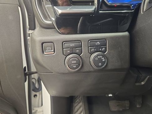 Used 2023 Chevrolet Silverado 1500 LT AWD/4WD image 32