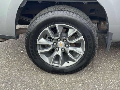 Used 2026 Chevrolet Silverado 1500 LT AWD/4WD image 10