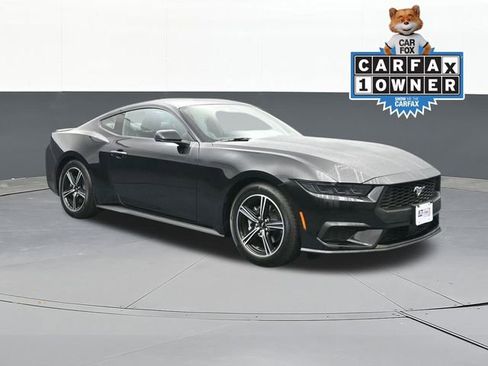 Used 2025 Ford Mustang Premium image 1