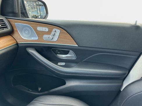 Certified 2020 Mercedes-Benz GLS 450 4MATIC image 28