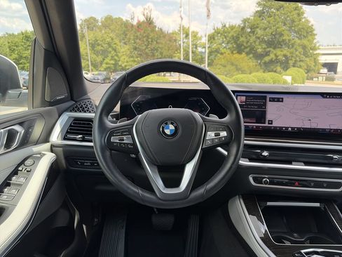 Used 2024 BMW X5 xDrive40i w/ Premium Package AWD/4WD image 21