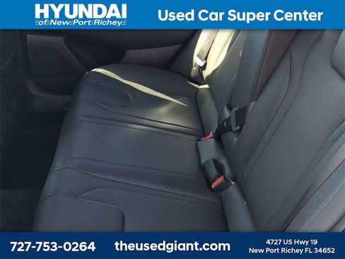 New 2026 Hyundai Elantra Limited image 21