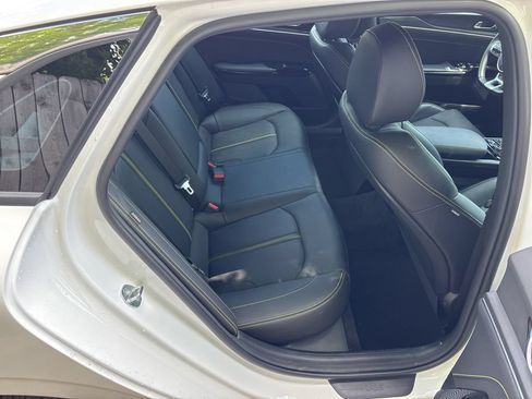 Used 2025 Kia K5 GT FWD image 11