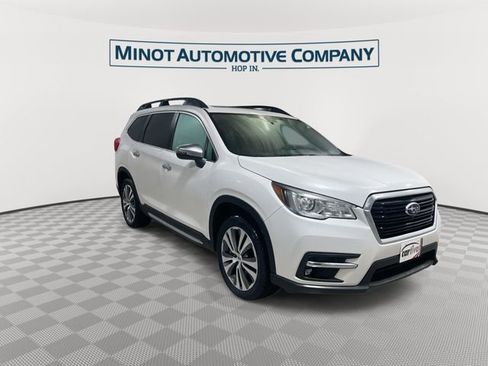 Used 2019 Subaru Ascent Touring w/ Popular Package #3 AWD/4WD image 2