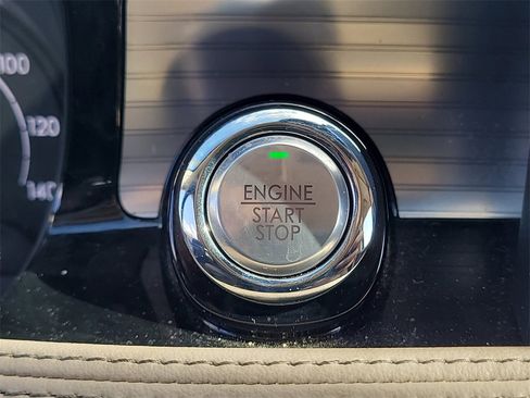 Certified 2022 Lincoln Corsair FWD w/ Equipment Group 101A image 26