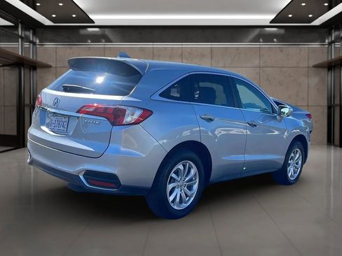 Used 2018 Acura RDX FWD image 4