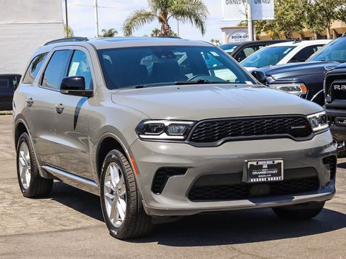 Used 2024 Dodge Durango GT AWD/4WD image 3