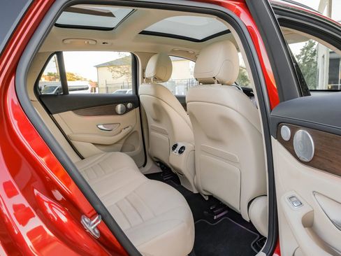 Used 2020 Mercedes-Benz GLC 43 AMG 4MATIC w/ AMG Night Package image 39