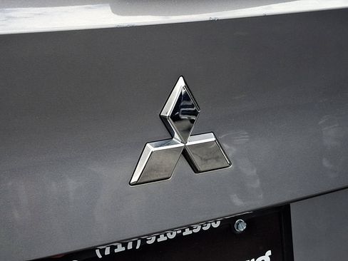 Used 2024 Mitsubishi Outlander SE AWD/4WD image 29