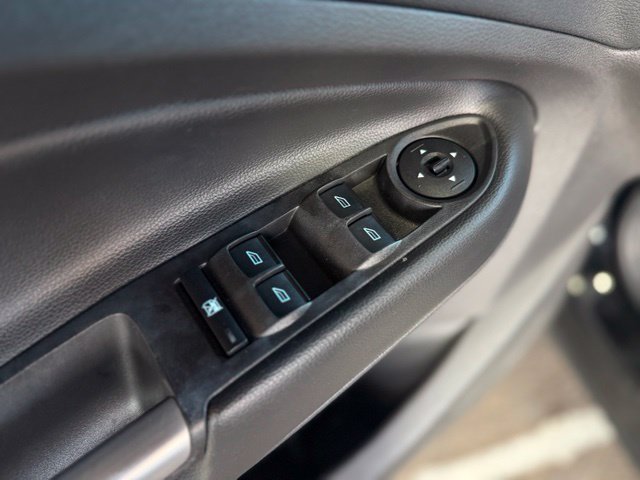 Used 2017 Ford Escape SE AWD/4WD image 13