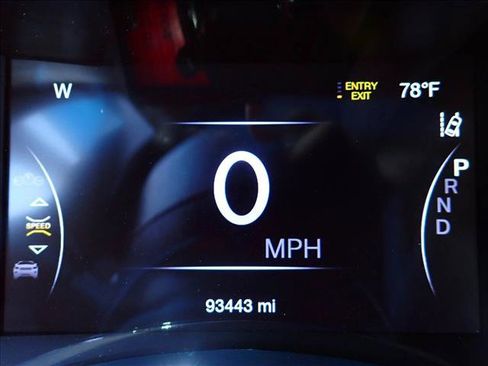 Used 2020 Jeep Grand Cherokee Overland AWD/4WD image 24