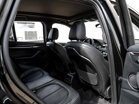 Used 2018 BMW X1 sDrive28i image 37