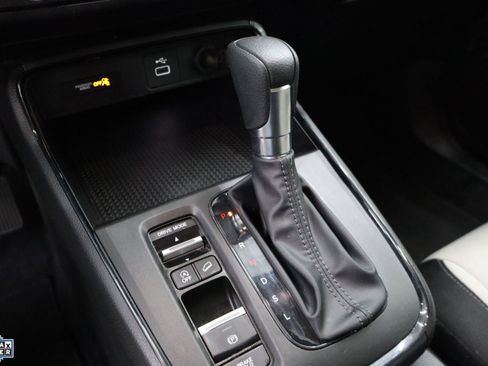 Used 2024 Honda CR-V LX image 18