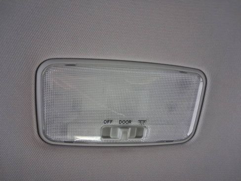 Used 2020 Toyota RAV4 XLE w/ Convenience Package AWD/4WD image 26