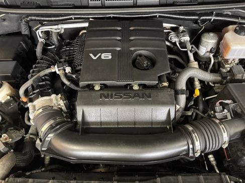 Used 2022 Nissan Frontier PRO-4X AWD/4WD image 26