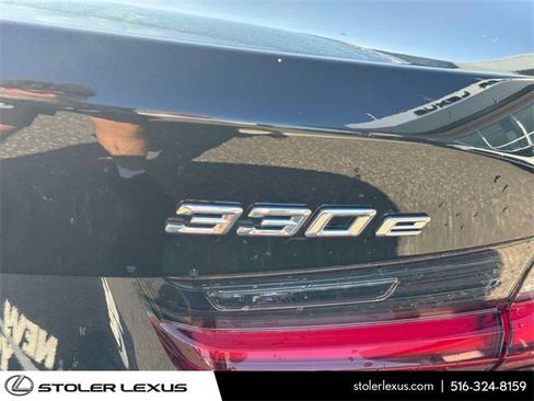 Used 2023 BMW 330e xDrive w/ Convenience Package image 13