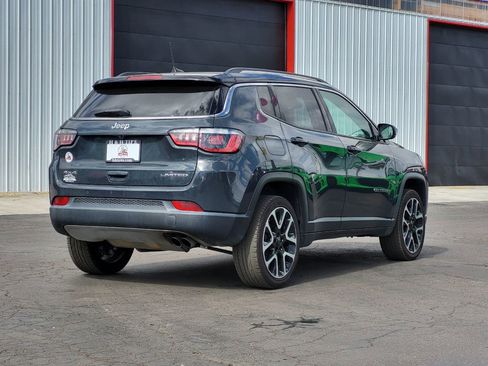 Used 2017 Jeep Compass Limited w/ Navigation Group image 9