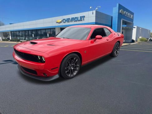 Used 2020 Dodge Challenger R/T Scat Pack image 3