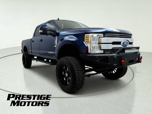 Used 2019 Ford F250 Lariat AWD/4WD image 1