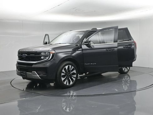 Certified 2025 Ford Expedition Max Platinum w/ Driver's Package AWD/4WD image 37