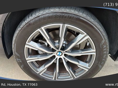 Used 2023 BMW X5 xDrive40i w/ M Sport Package AWD/4WD image 15