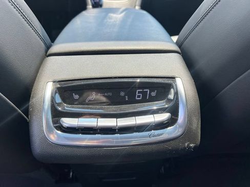 Used 2024 Cadillac XT6 Premium Luxury w/ LPO, Floor Liner Package AWD/4WD image 22